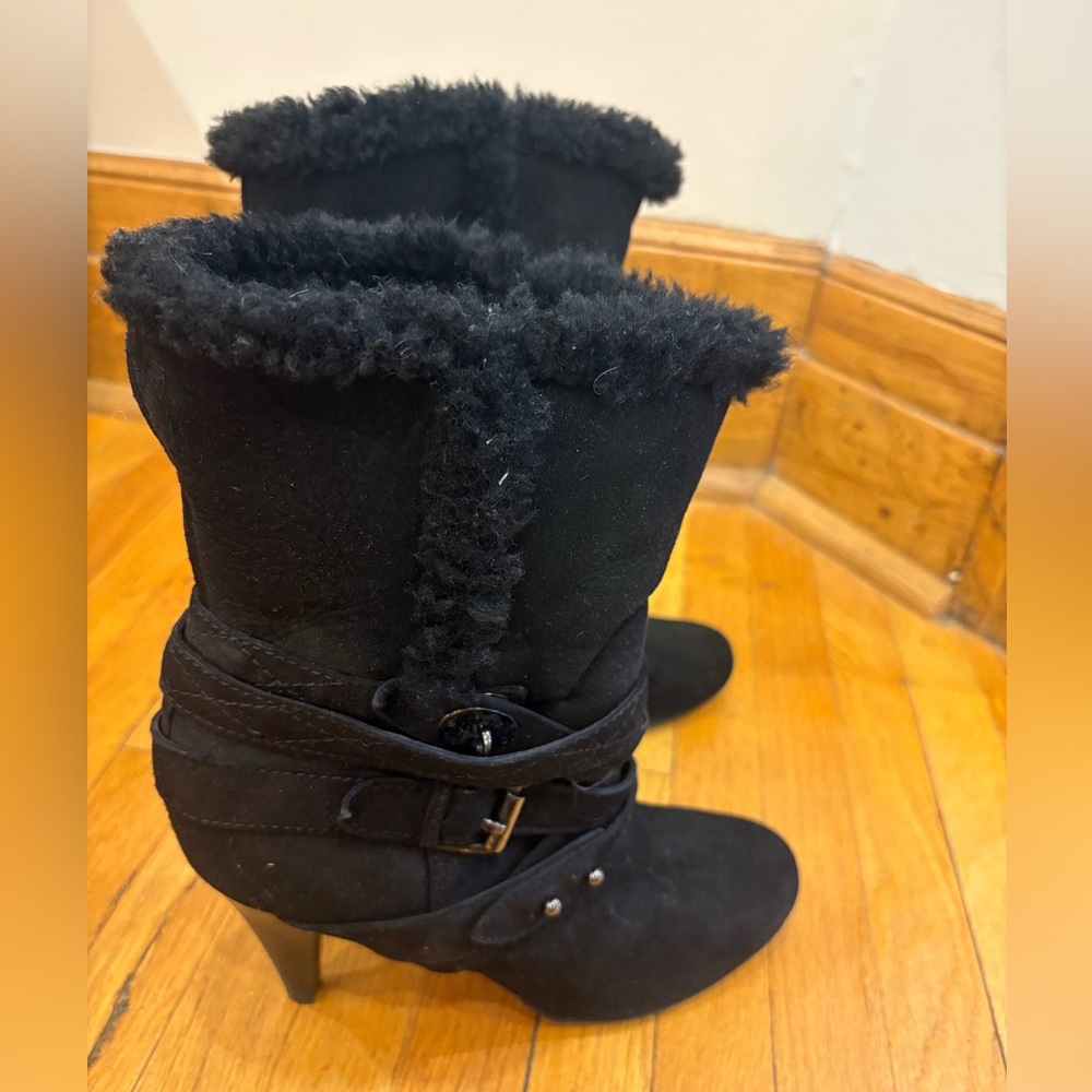 Mulberry Black Heeled Boots with Fur Trim